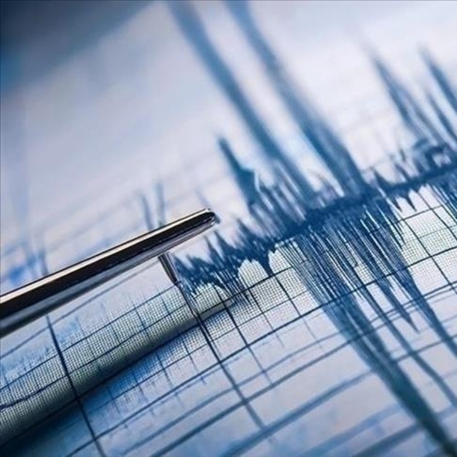 Sındırgı'da 3.8 büyüklüğünde deprem