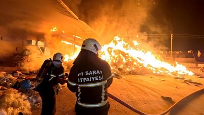Geri dönüşüm tesisi alevlere teslim