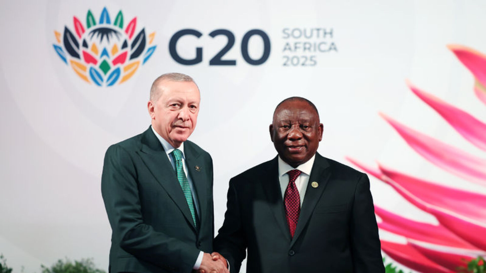 Cumhurbaşkanı Erdoğan'dan G20 Liderler Zirvesi'nde temaslar | Dış Haberler