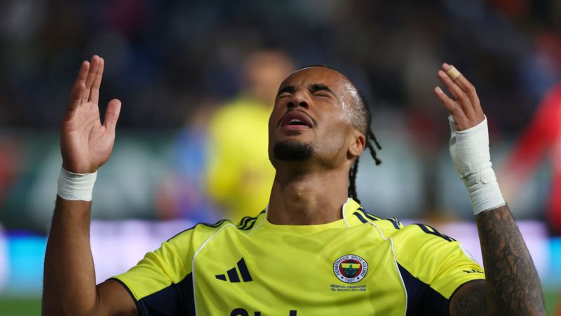Fenerbahçe, Rizespor'u 5-2 mağlup etti: Archie Brown'dan zirve mesajı
