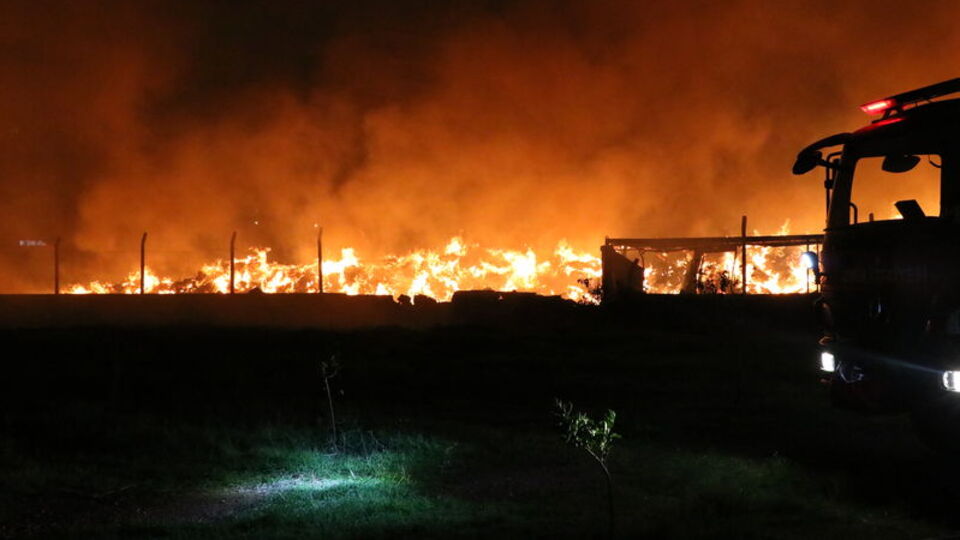 Çöp depolama alanında yangın çıktı