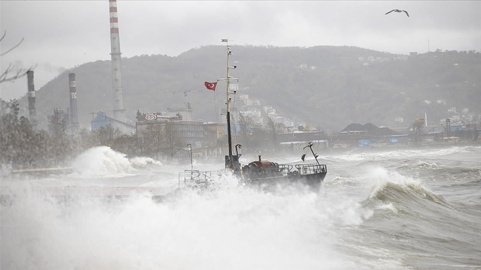 Batı Karadeniz'de Fırtına Uyarısı: Rüzgar 8 Kuvvetine Ulaşacak