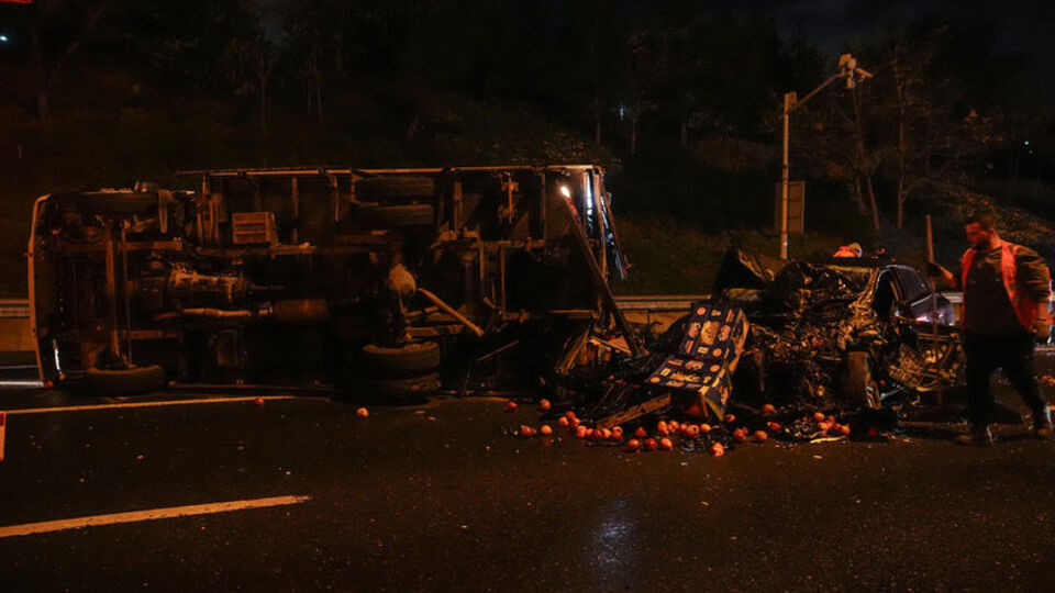 TEM Otoyolu'nda kaza: 2 yaralı