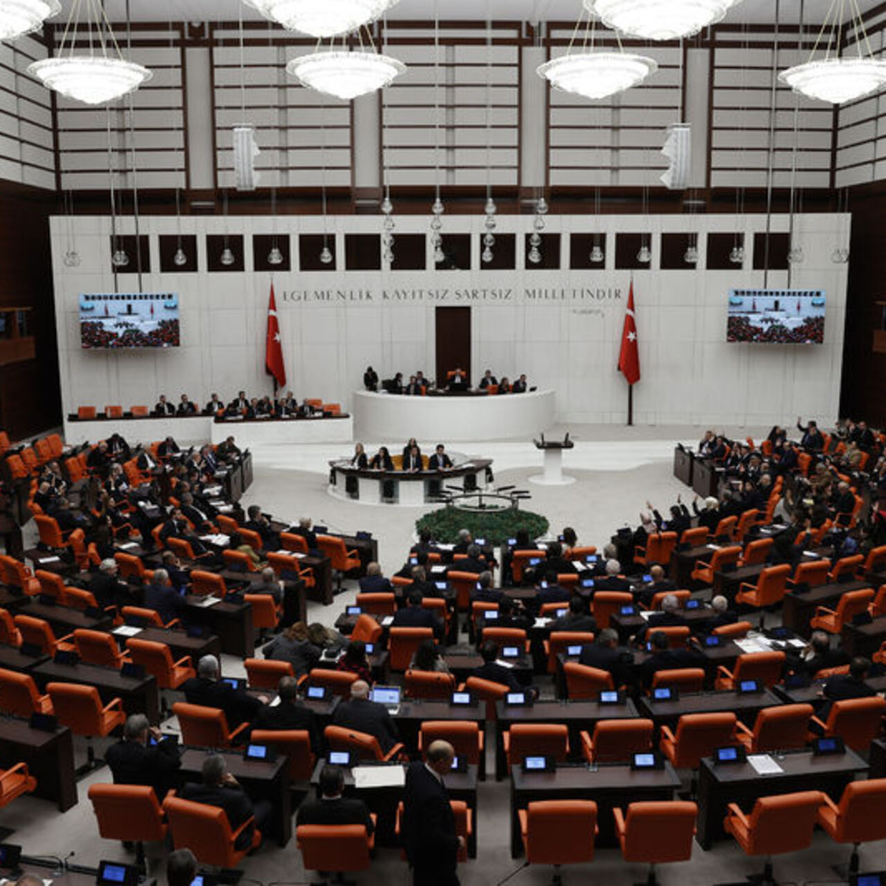 Kalın'dan 24 Kasım mesajı