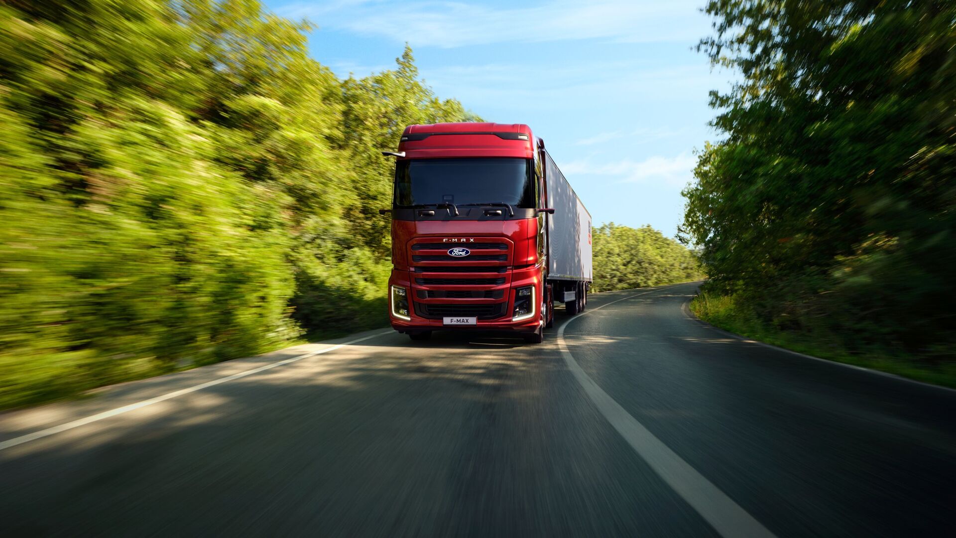 Ford Trucks, Solutrans 2025'te Yeni F-MAX ve Elektrikli F-LINE E'yi Tanıttı