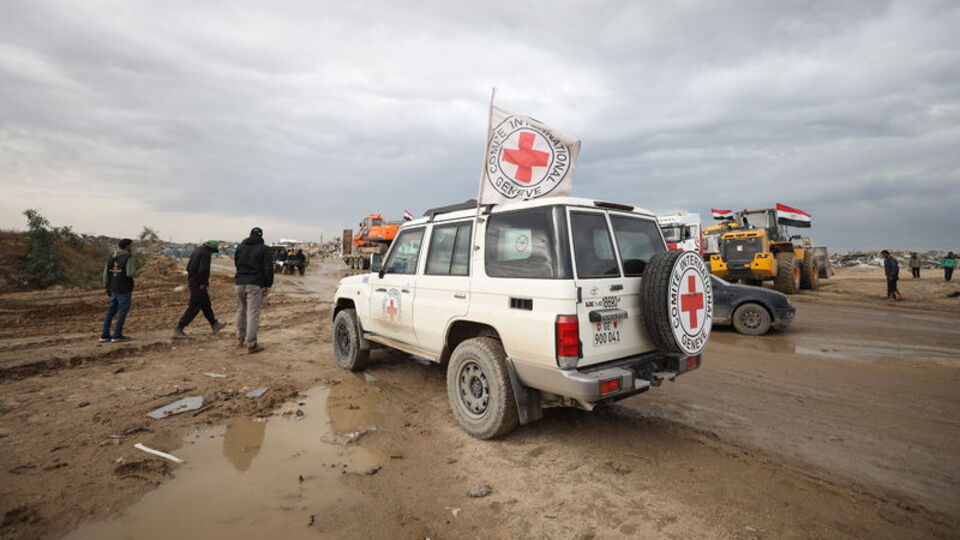 Hamas 1 cenazeyi teslim etti