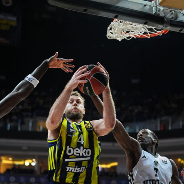 Fenerbahçe 5. viteste!