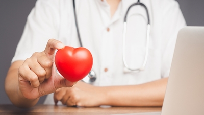 Hapşırınca kalp duruyor mu?