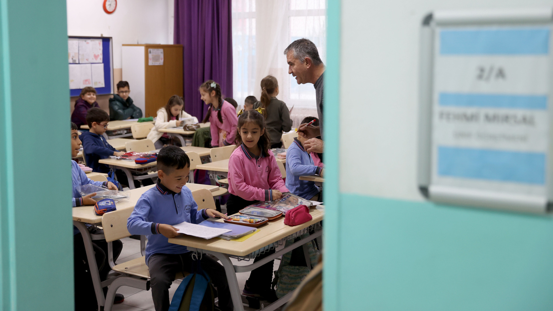 Okullarda ara tatil kalkıyor mu? Bakan Tekin'den açıklama - Son dakika haberi