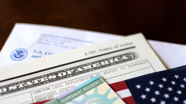 Green Card başvurularında rekor gecikme!