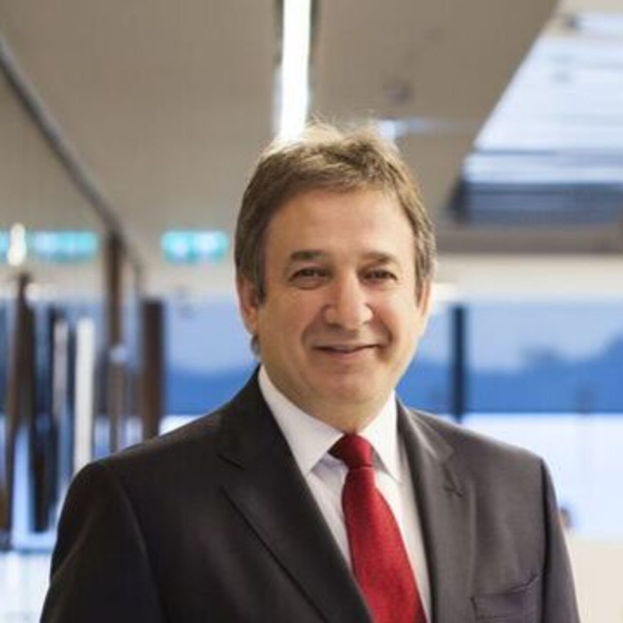 Ahmet Kırman, Koç Holding Yönetim Kurulu'ndan istifa etti ve yeni bir göreve mi hazırlanıyor?