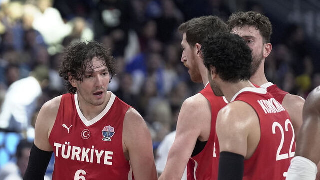 12 Dev Adam parkeye çıkıyor!