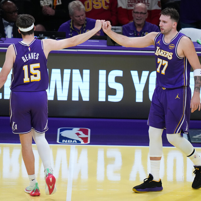 NBA Cup'ta Los Angeles derbisini Lakers kazandı!