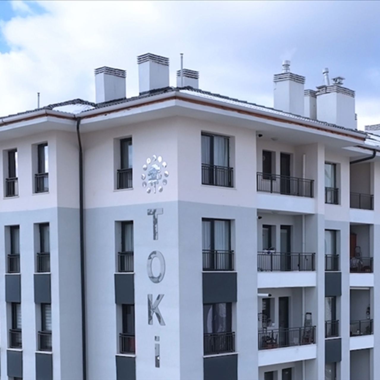 TOKİ 246 konut ve 80 iş yeri satıyor!