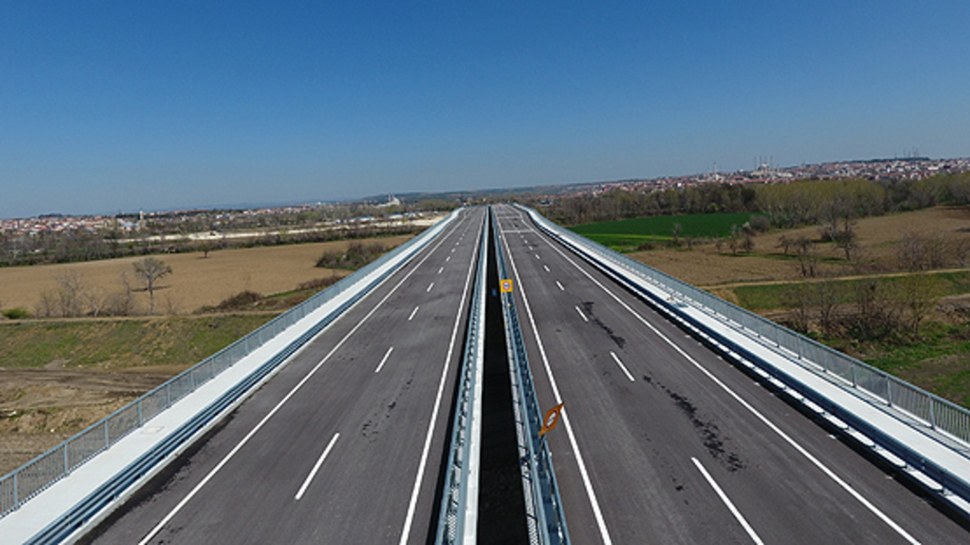 Adana - Balıkesir Arası 900 km: Yolculuk Rehberi ve Süresi