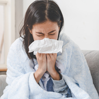 Geçmeyen burun akıntısına doğal çözümler