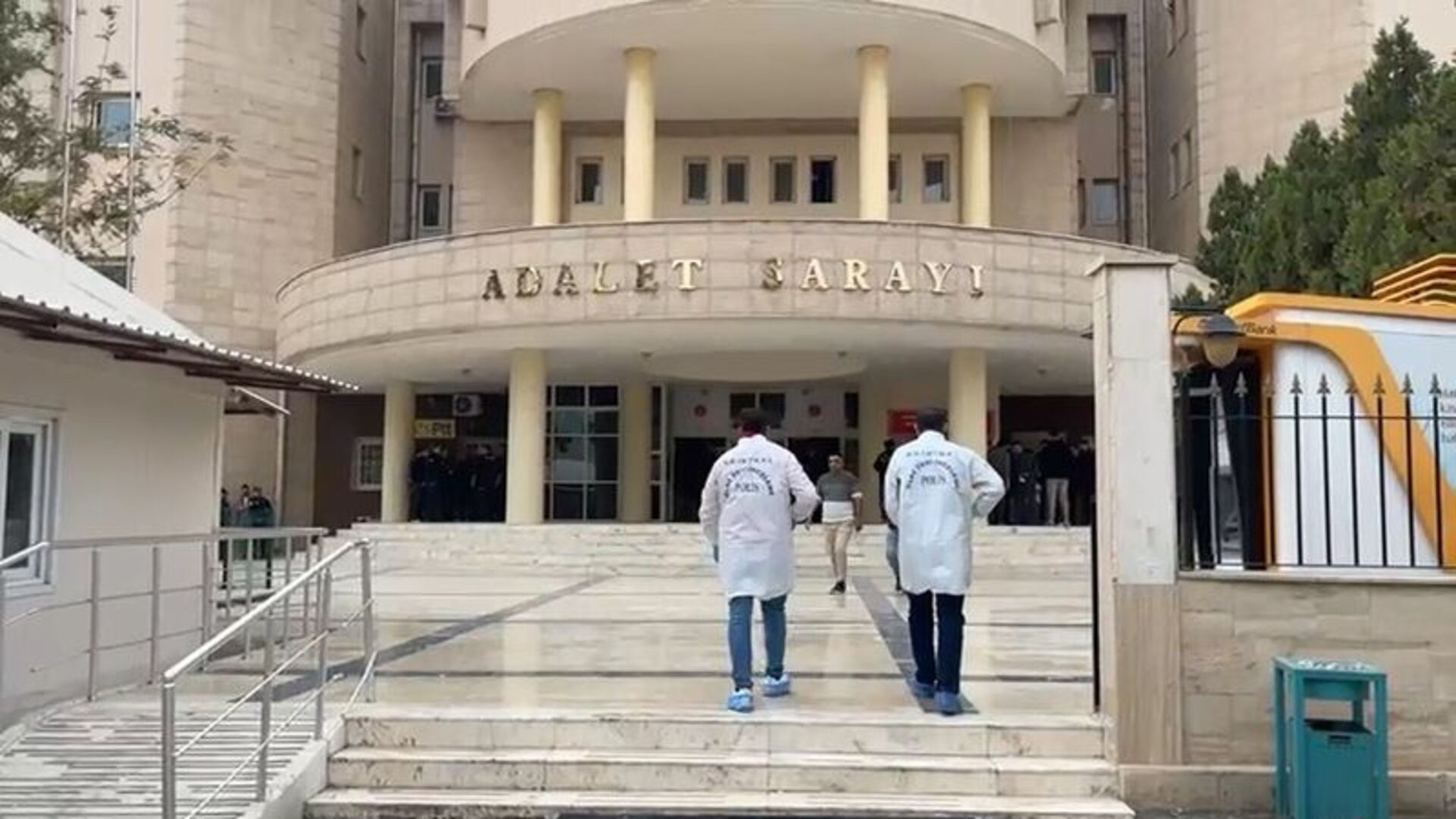 Şanlıurfa Adliyesi'nde Patlama: Zabıt Katibi Yaralandı