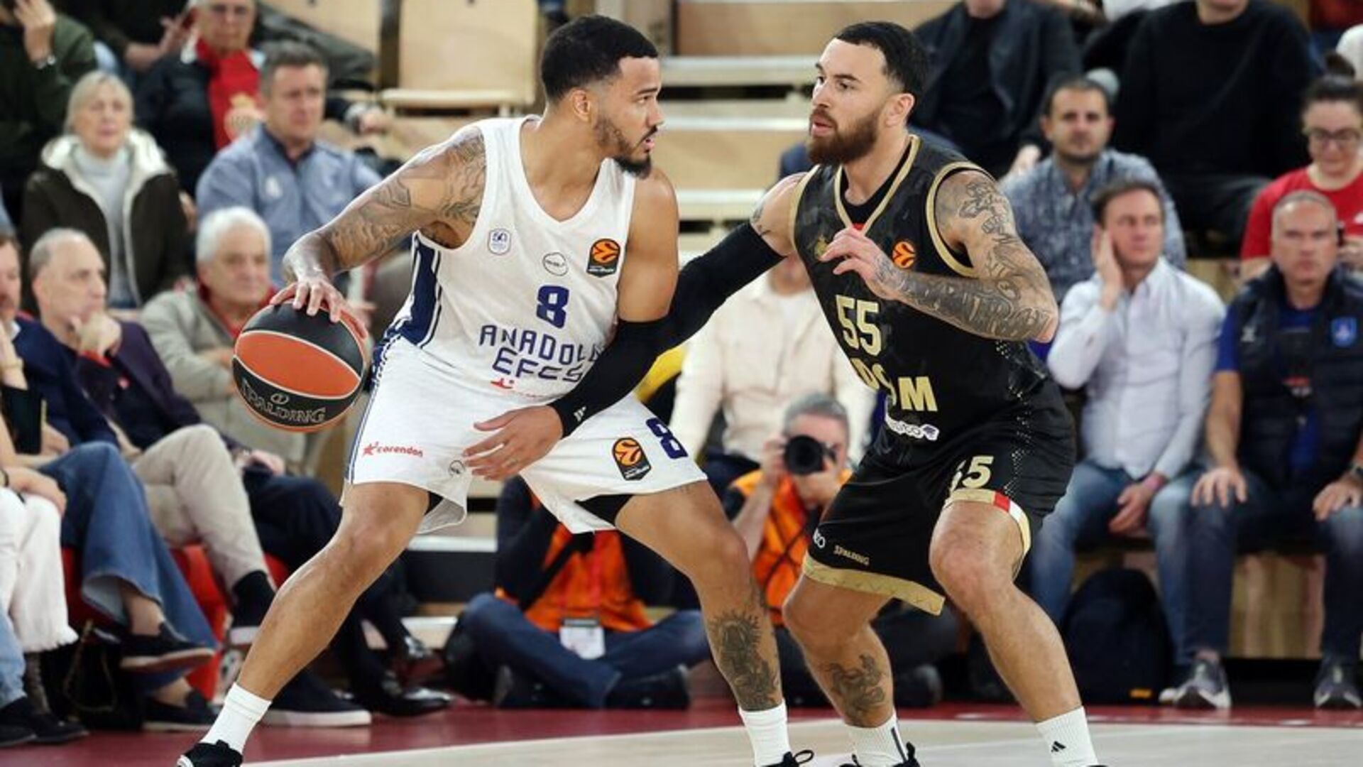 EuroLeague'de Anadolu Efes, Monaco'ya 102-66 Mağlup Oldu