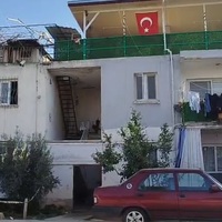 Evin önünde pusu kurdu, karısını katletti!