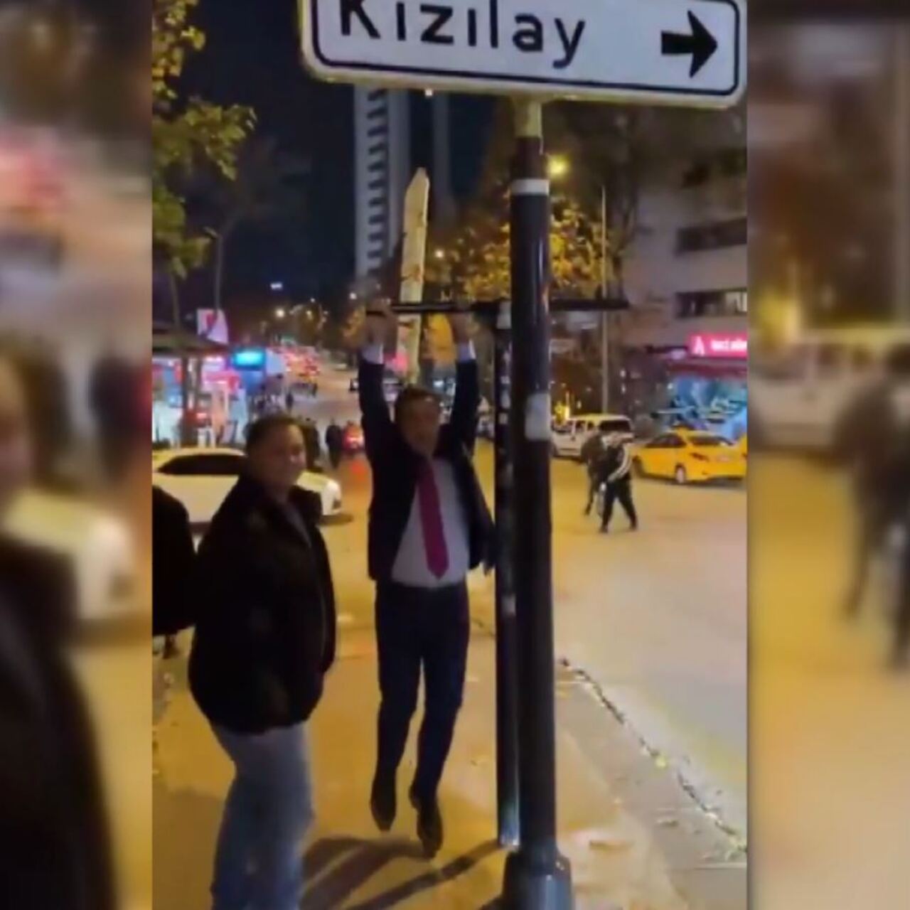 Sarıgül de akıma uydu
