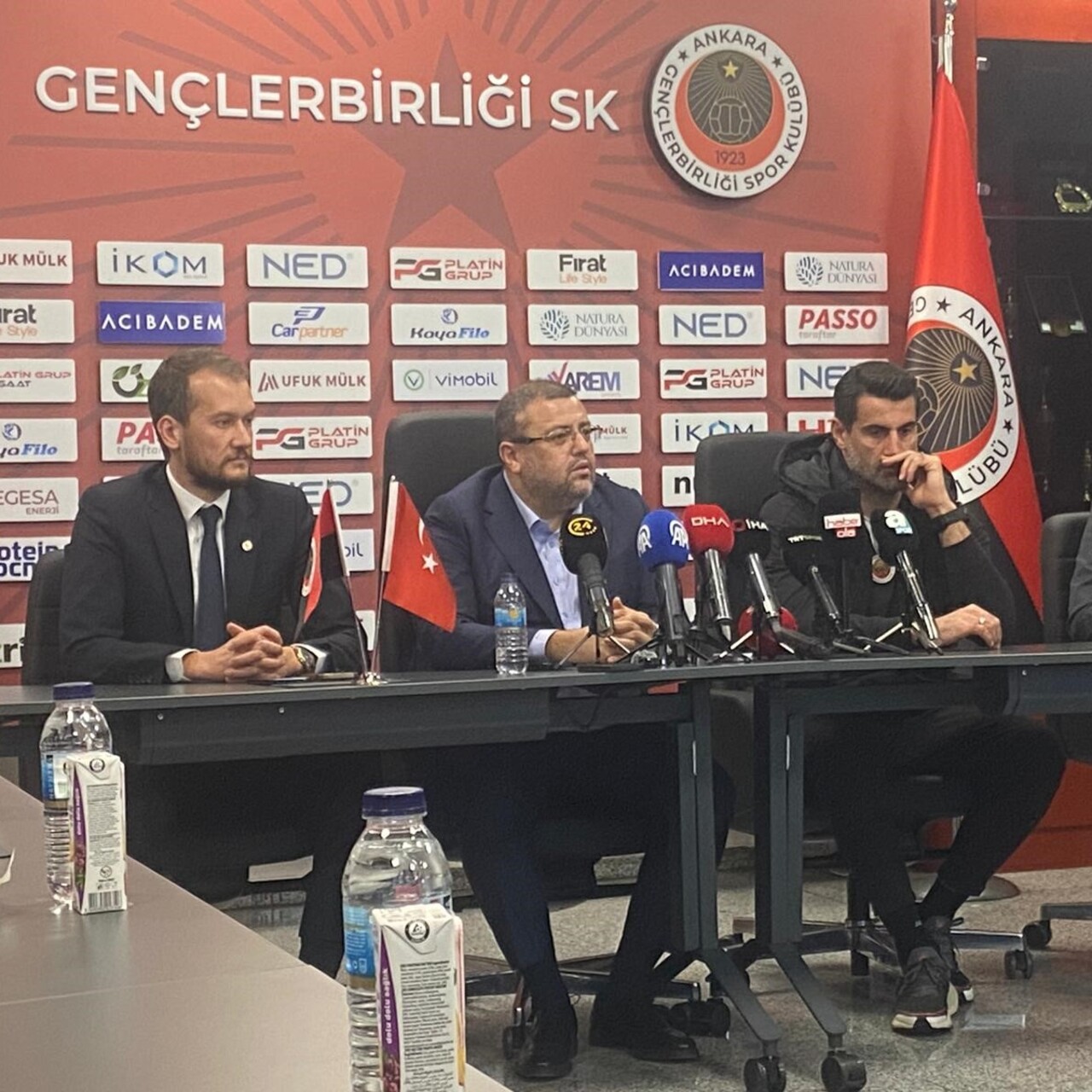 Emre Mor ve Cenk Tosun için transfer açıklaması!