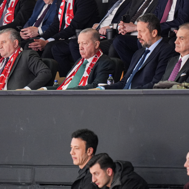 Cumhurbaşkanı Erdoğan'dan 12 Dev Adam'a destek!