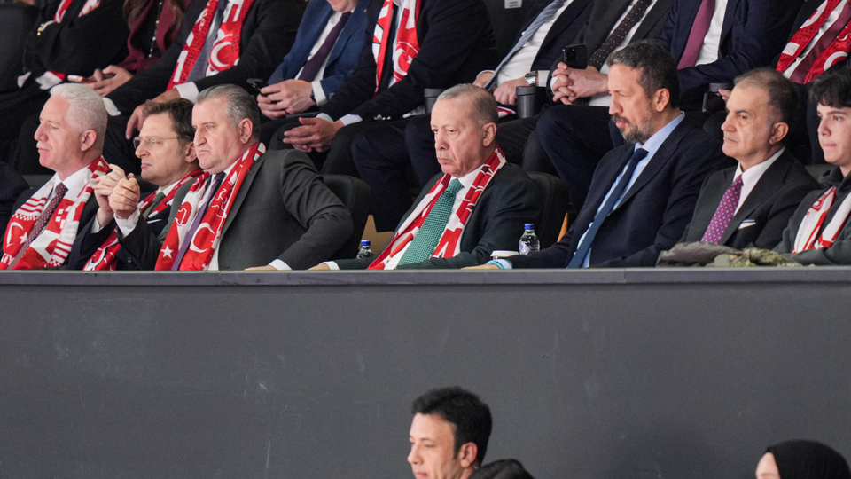 Cumhurbaşkanı Erdoğan'dan 12 Dev Adam'a destek!