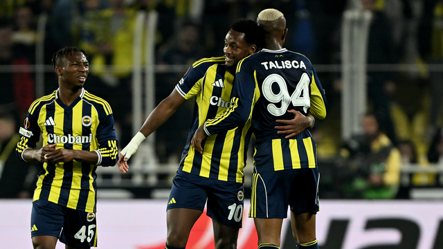 Fenerbahçe 10 kişi kaldı!