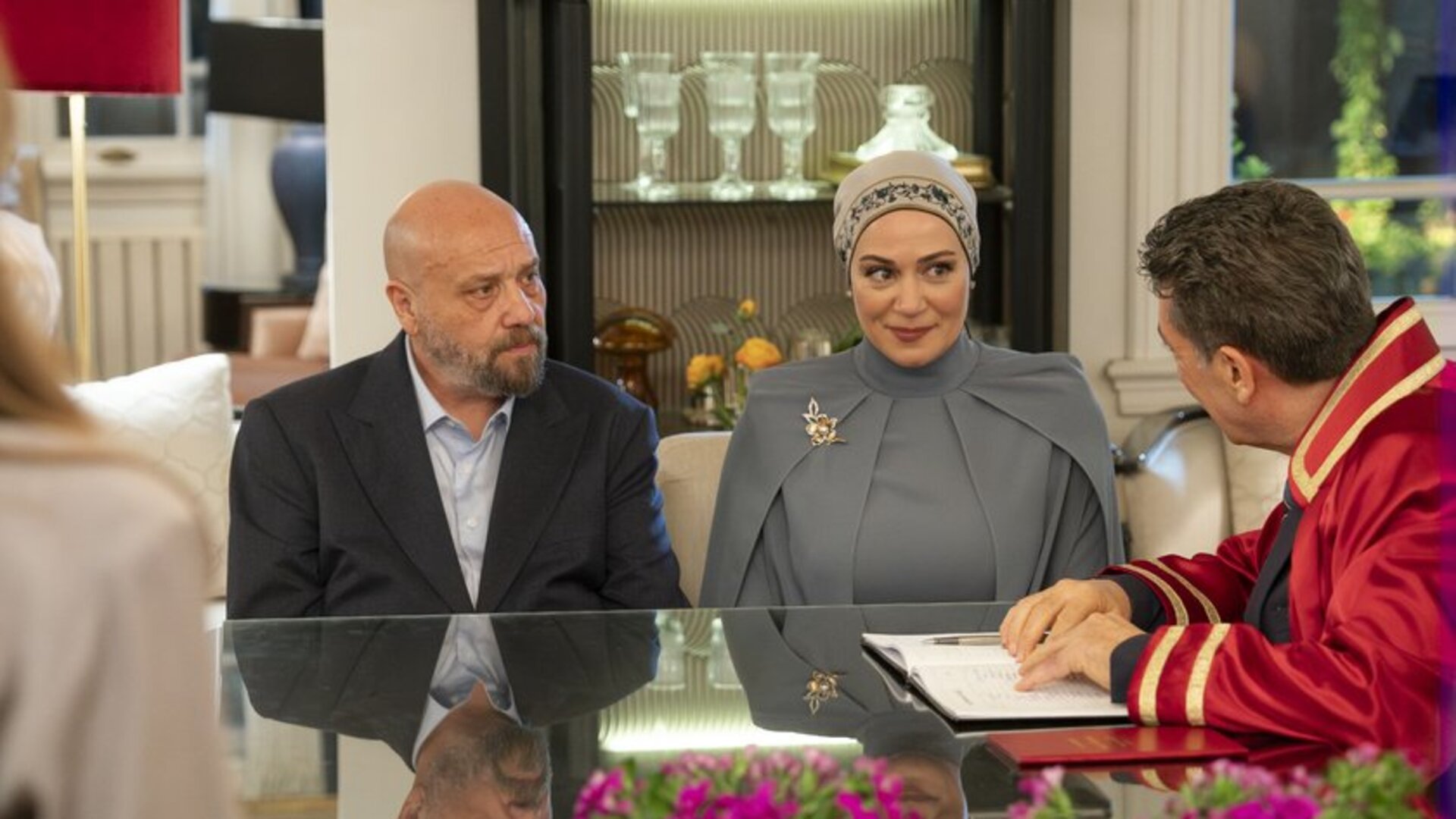 Kızılcık Şerbeti canlı izle: Kızılcık Şerbeti 115.bölüm Show TV’de izle