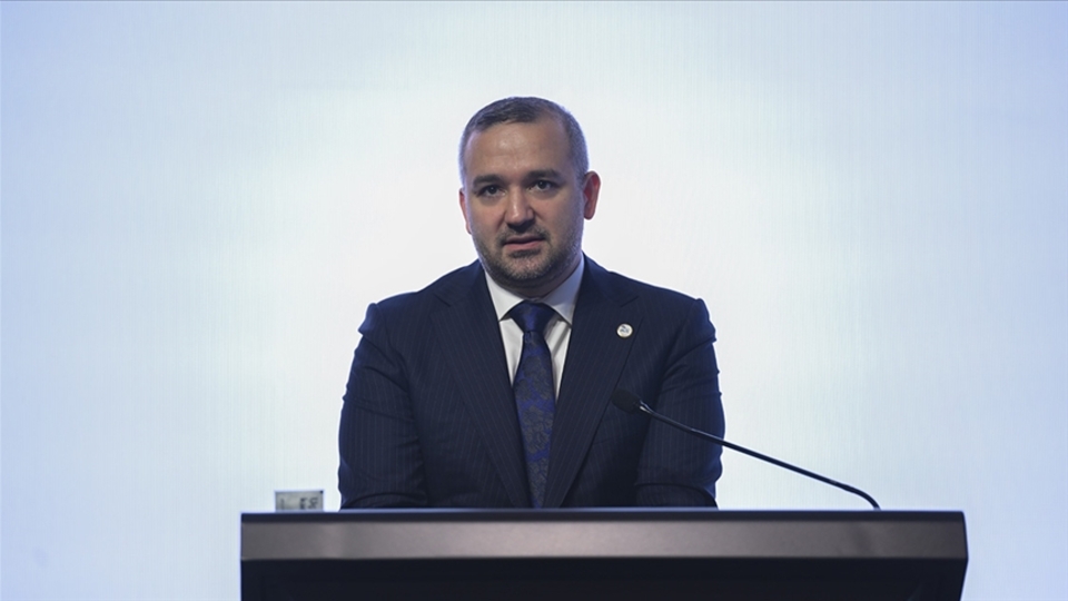 "Kredi büyümesi dezenflasyon patikası ile uyumlu"