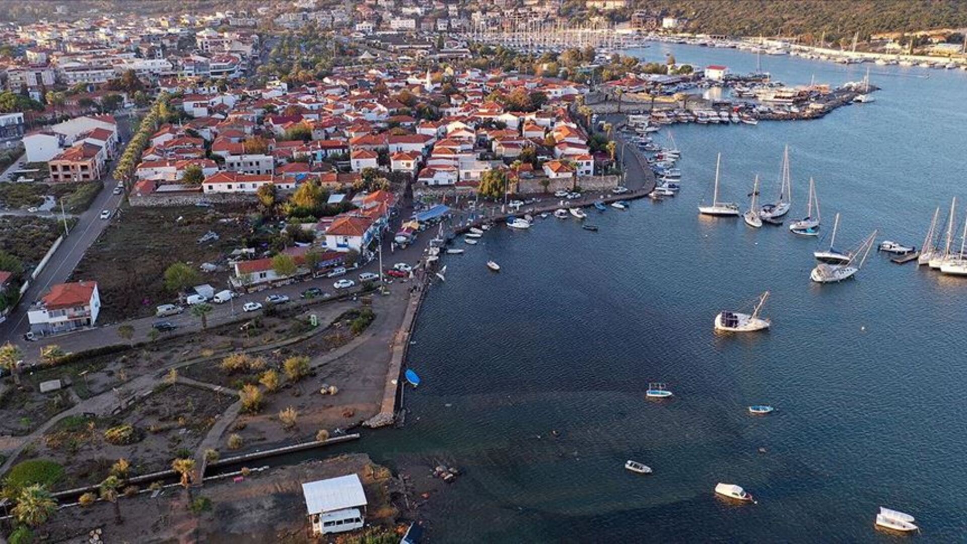 Seferihisar Nerede? İzmir'in Saklı Cenneti Hakkında Her Şey