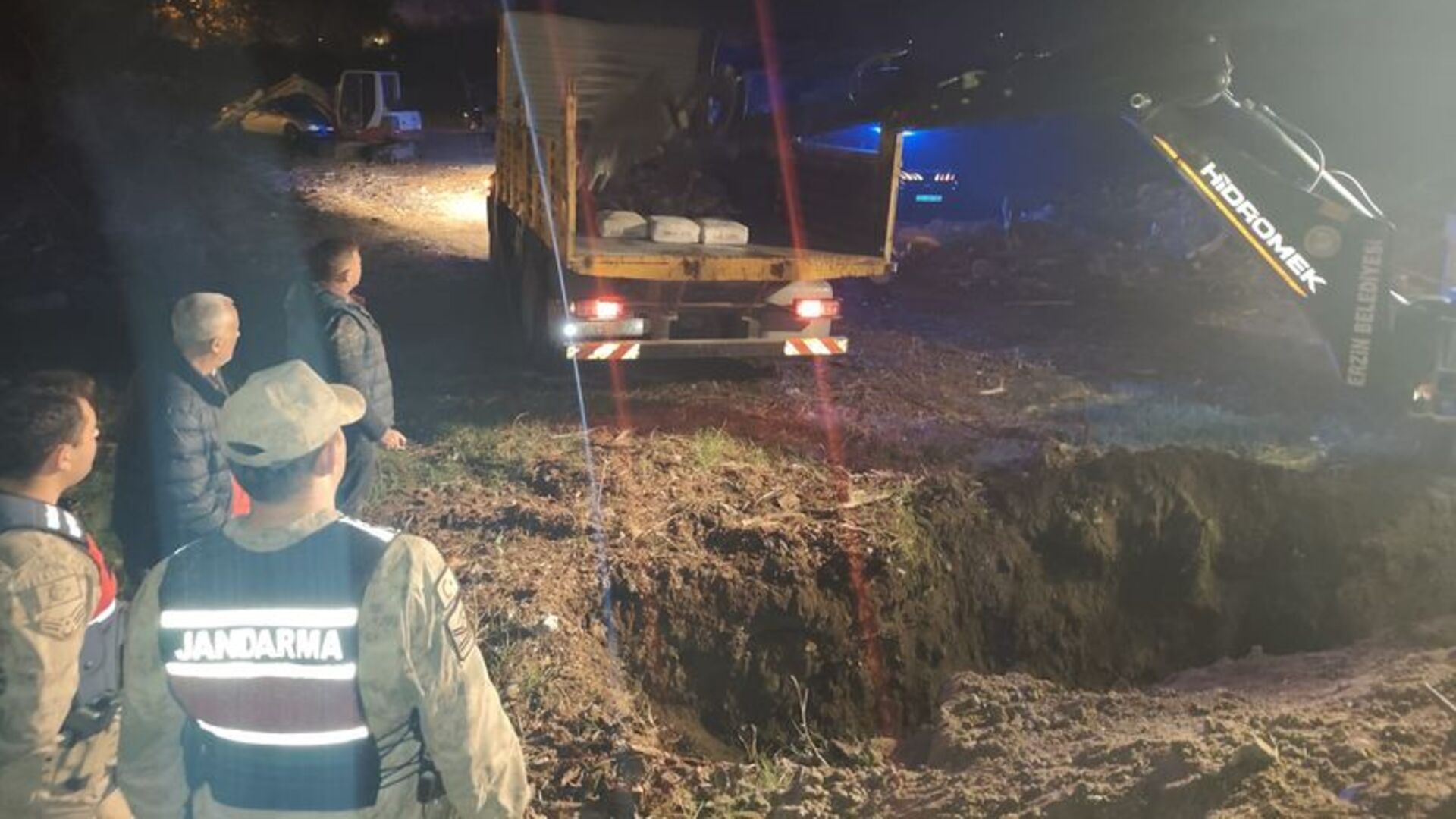 Hatay'da 1 Ton Kaçak Et Ele Geçirildi ve İmha Edildi