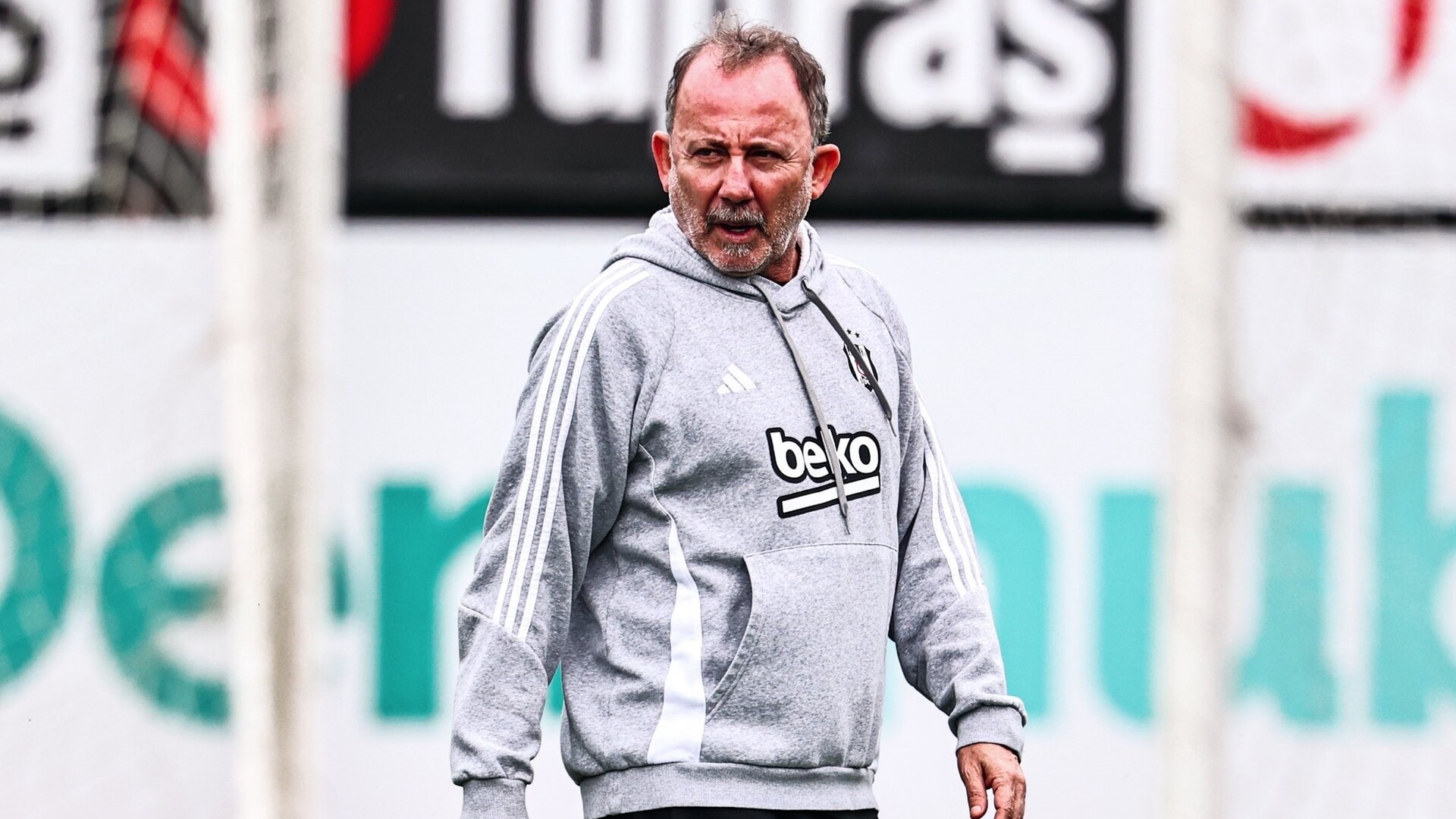 Beşiktaş'ta Karagümrük Maçı 11'i Belli Oluyor: Orkun Dönüyor!