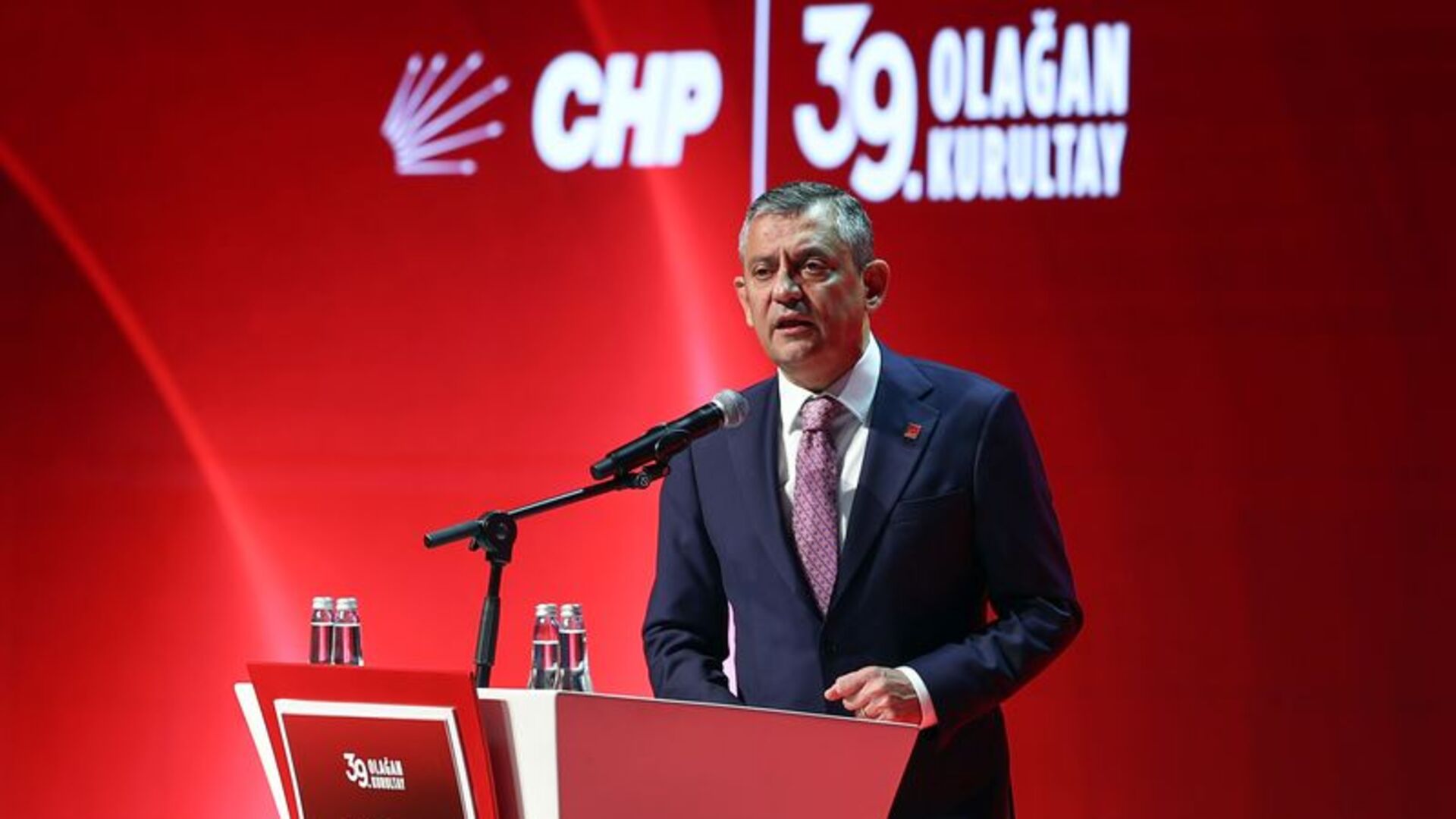 CHP Kurultayında CHP Genel Başkanı Özgür Özel partililere seslenecek | SON DAKİKA HABER