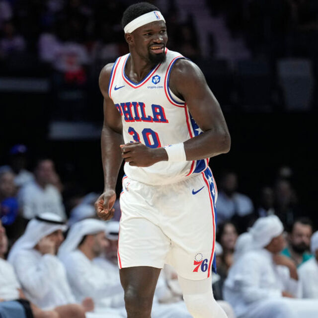 Adem 13 sayı attı Philadelphia, Brooklyn'i yendi!