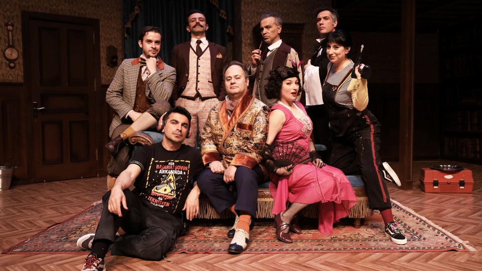 Şehir Tiyatroları'nda Aralık'ta 36 oyun sahnelenecek