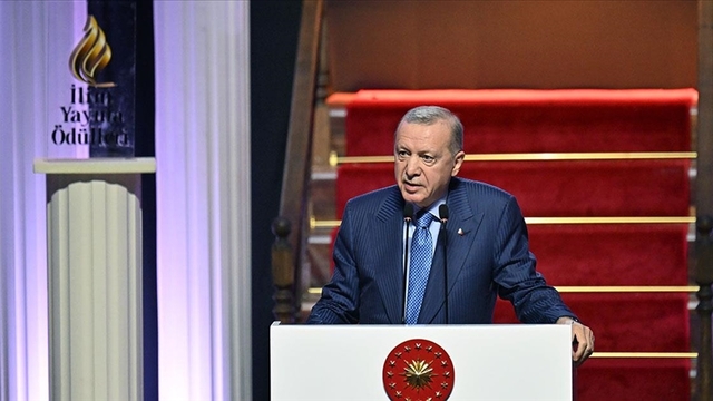 Cumhurbaşkanı Erdoğan'dan açıklamalar