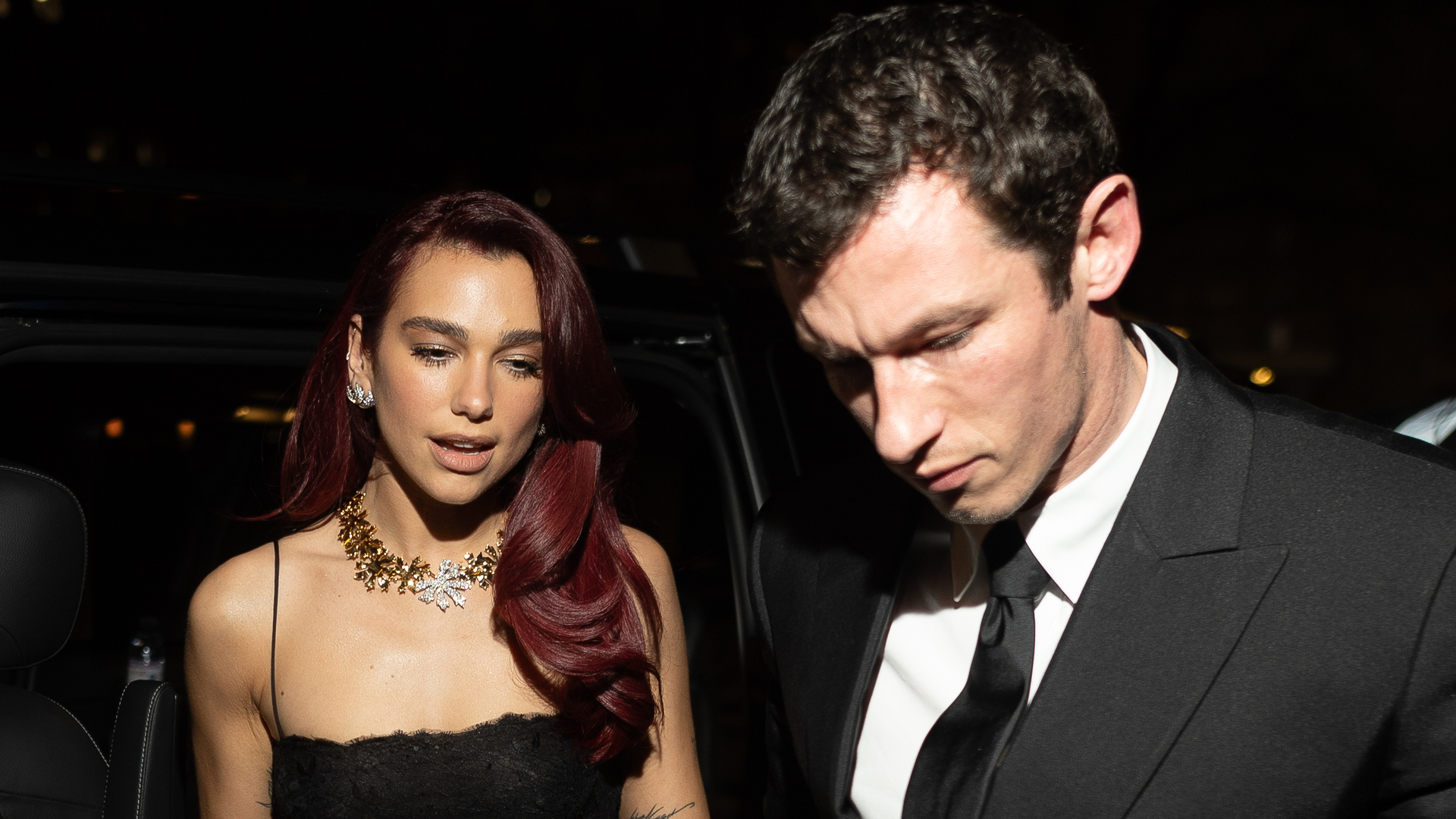 Dua Lipa'nın nişanlısı Callum Turner 'James Bond' olmaya çok yakın