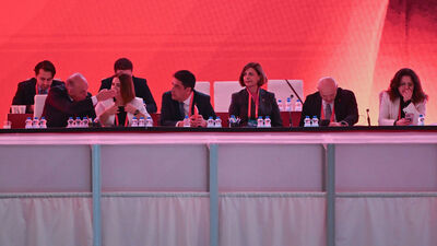 CHP'de PM ve YDK üyeleri seçiliyor