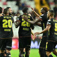 Göztepe 4 dakikada geri döndü!