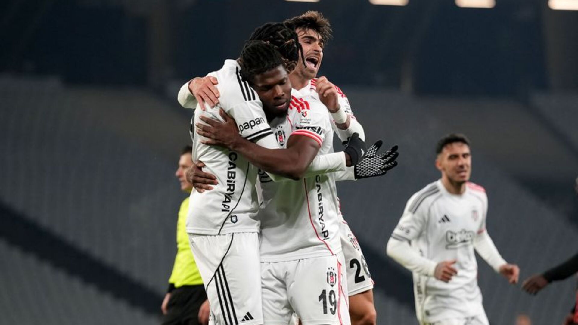 Beşiktaş'ta Deplasman Performansı: 8 Maçta 14 Puan!