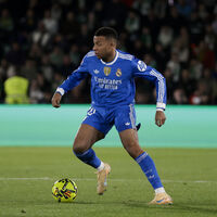 Real Madrid takıldı, yeni lider Barça!