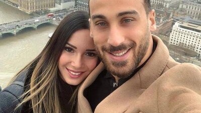 Ünlü futbolcudan boşanma açıklaması