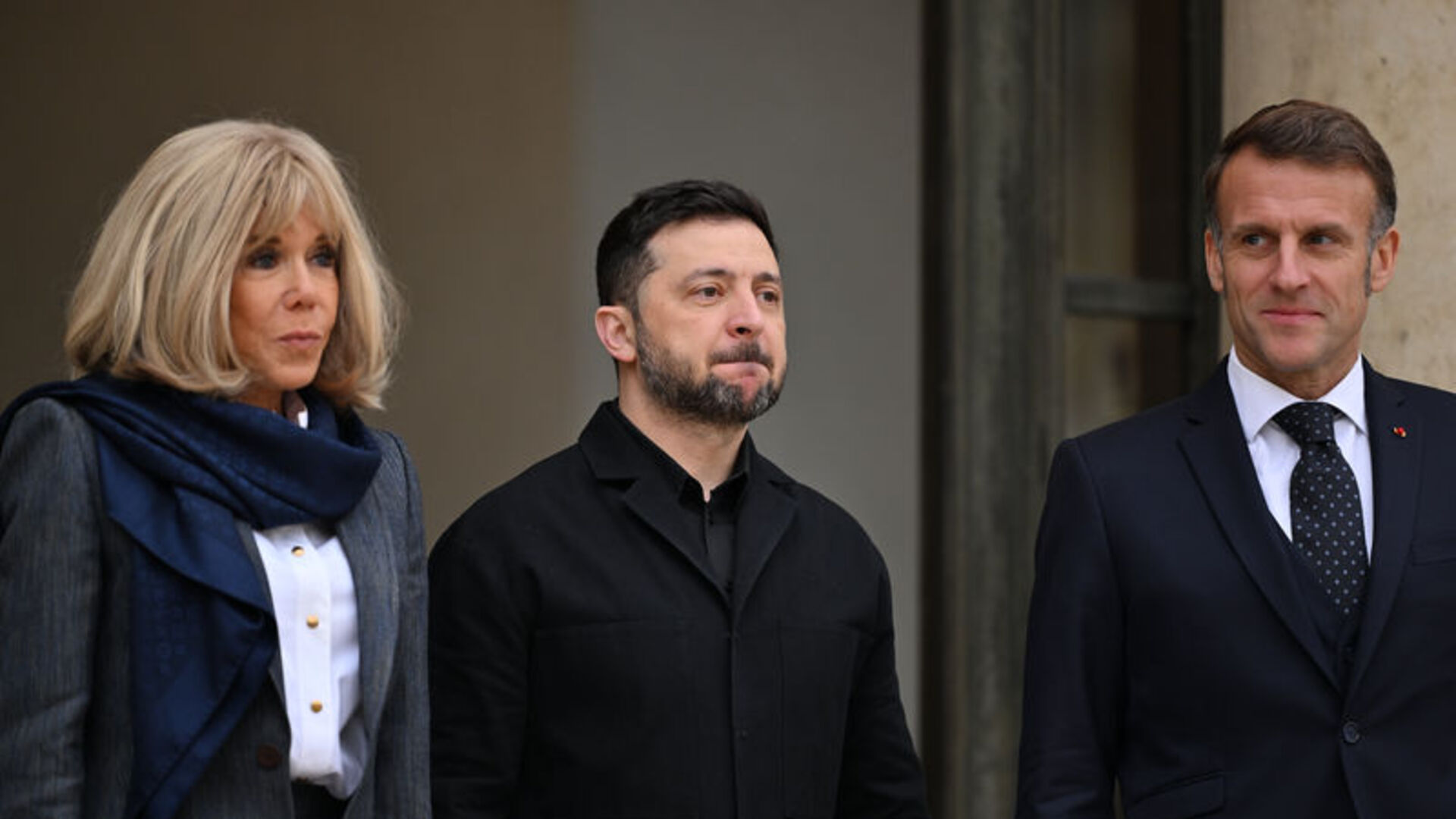 Macron ve Zelenskiy, Trump'ın 28 Maddelik Ukrayna Barış Planını Görüştü