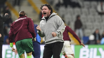 Fatih Tekke yönetiminde zirve yarışında!