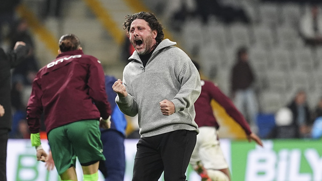 Fatih Tekke yönetiminde zirve yarışında!