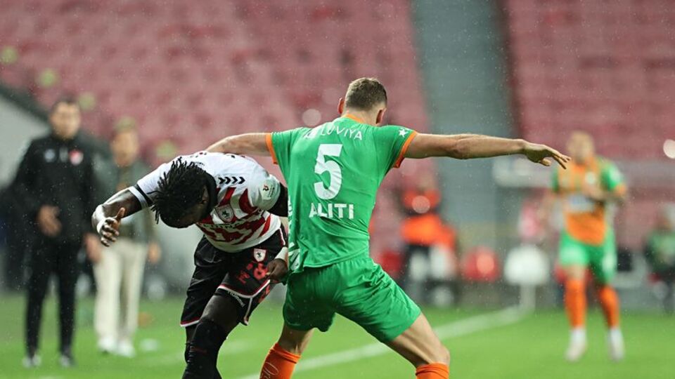 Alanyaspor, 90+1'de beraberliği kurtardı!