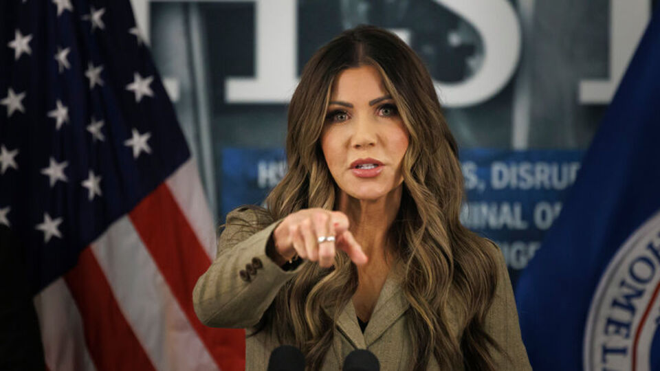 Noem'den Trump'a ABD'ye 'seyahat yasağı' önerisi