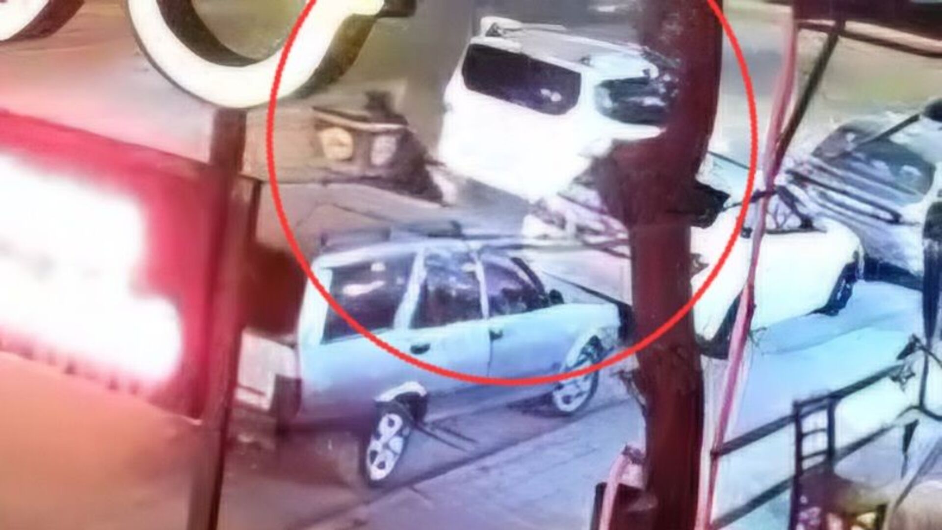 Son dakika: Adana'da trafik kavgasında motokurye, bıçaklanarak yaralandı! Olay anı kamerada | Son dakika haberleri