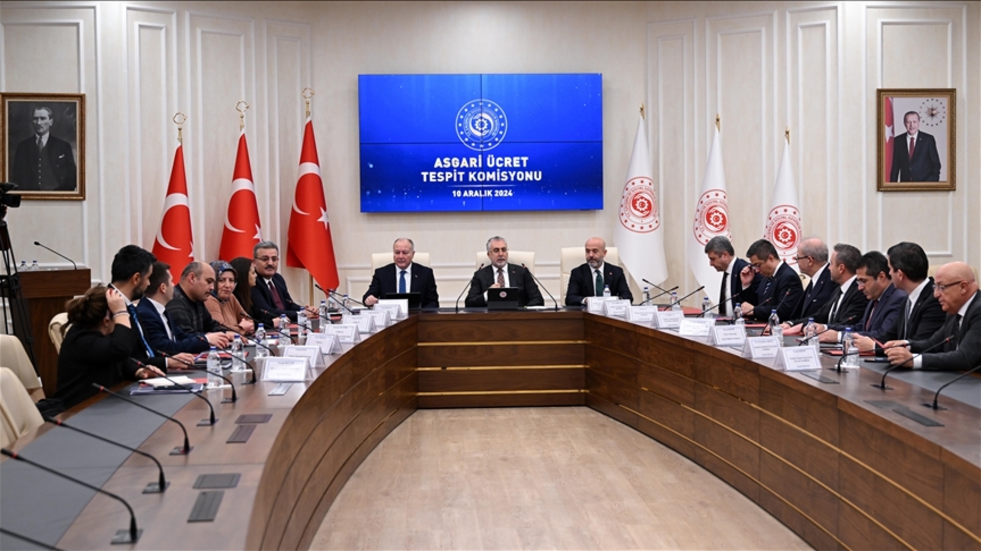 Asgari Ücret Tespit Komisyonu yapısı değişiyor mu, yeni yapısı nasıl olacak, kaç hükümet ve sendika temsilici yer alacak?